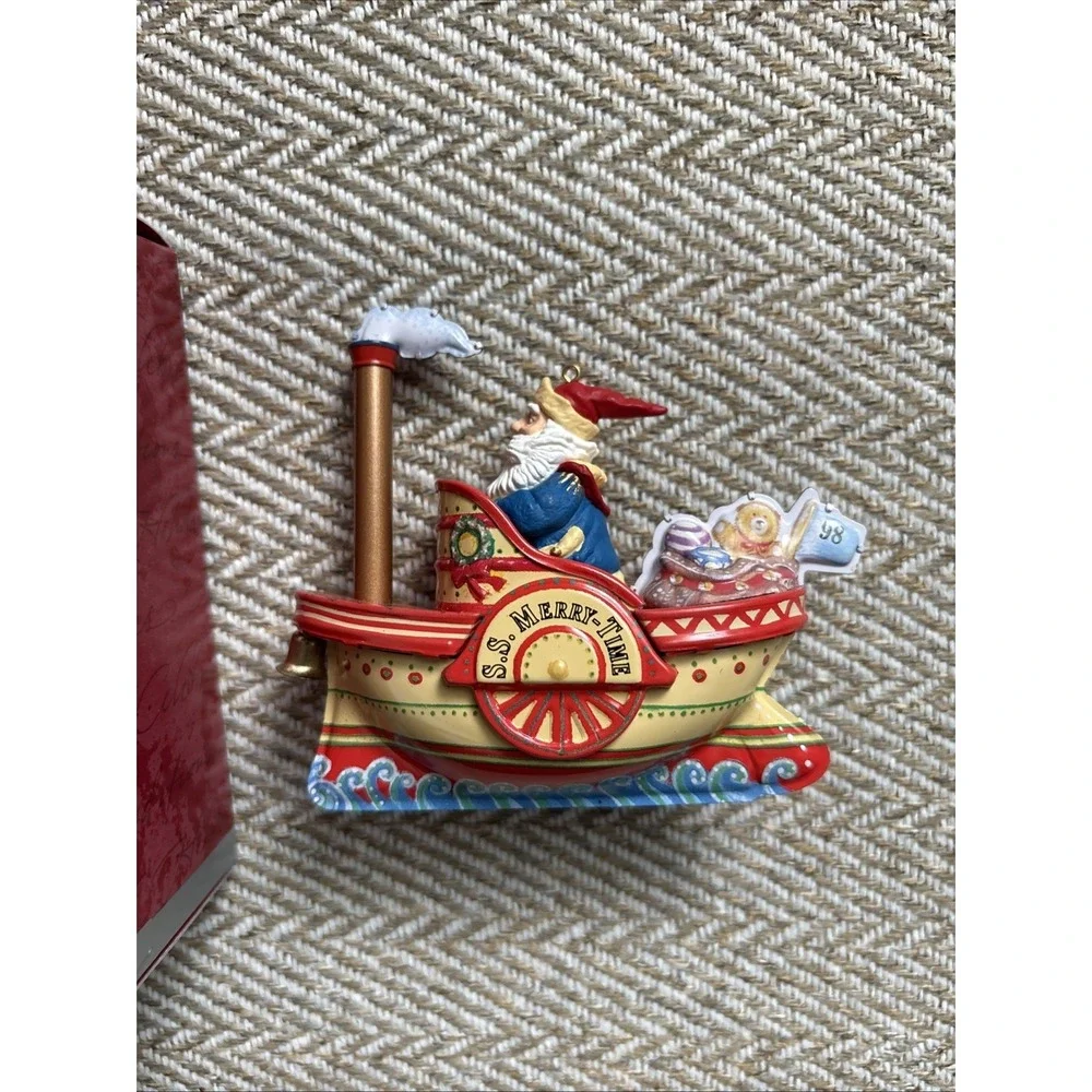 Hallmark Keepsake Ornament, Cruising into Christmas  1998 Santa Ship QX6196